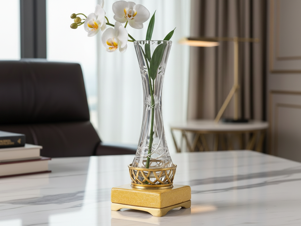 Clear glass vase with gold base - zora store llc