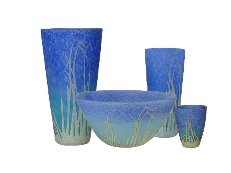 Set of blue glassware with grass-like patterns - zora store llc