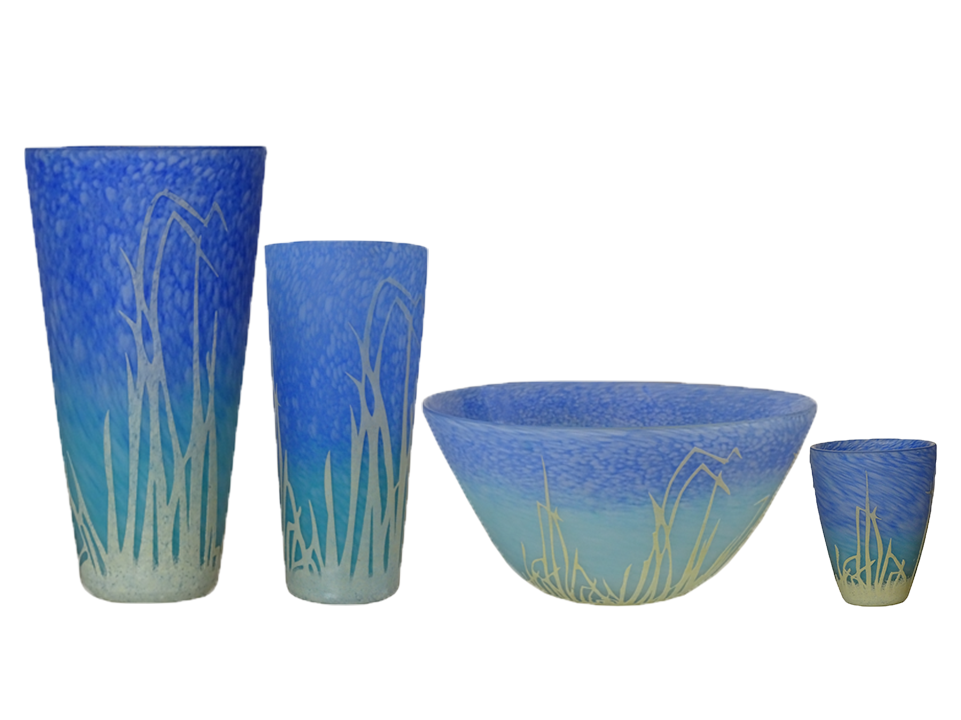 Set of blue glassware with grass-like patterns - zora store llc