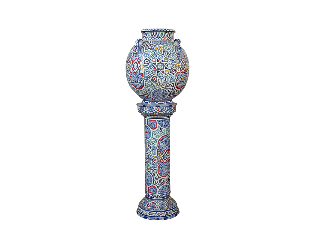 Moroccan ceramic vase from Fes, handmade and hand painted. Moroccan ceramic vase, handmade and hand painted