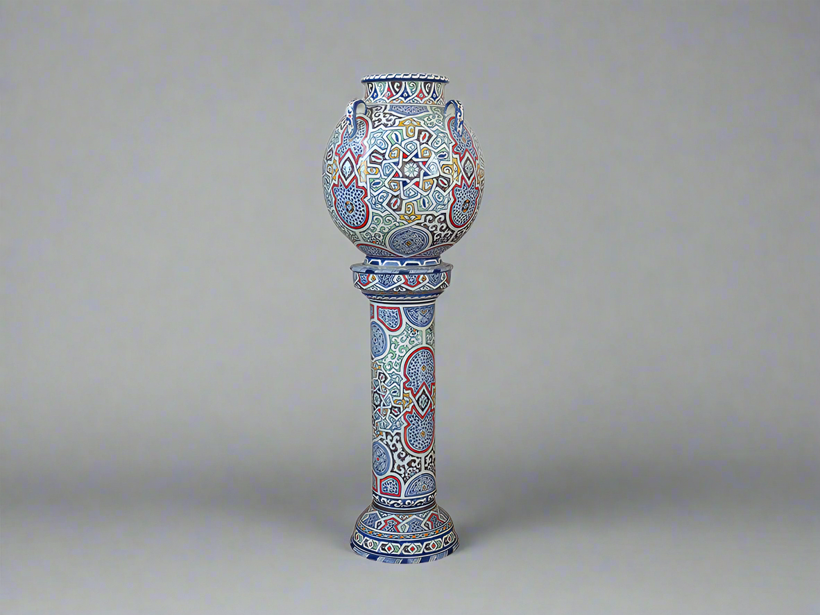 Moroccan ceramic vase from Fes, handmade and hand painted. Moroccan ceramic vase, handmade and hand painted