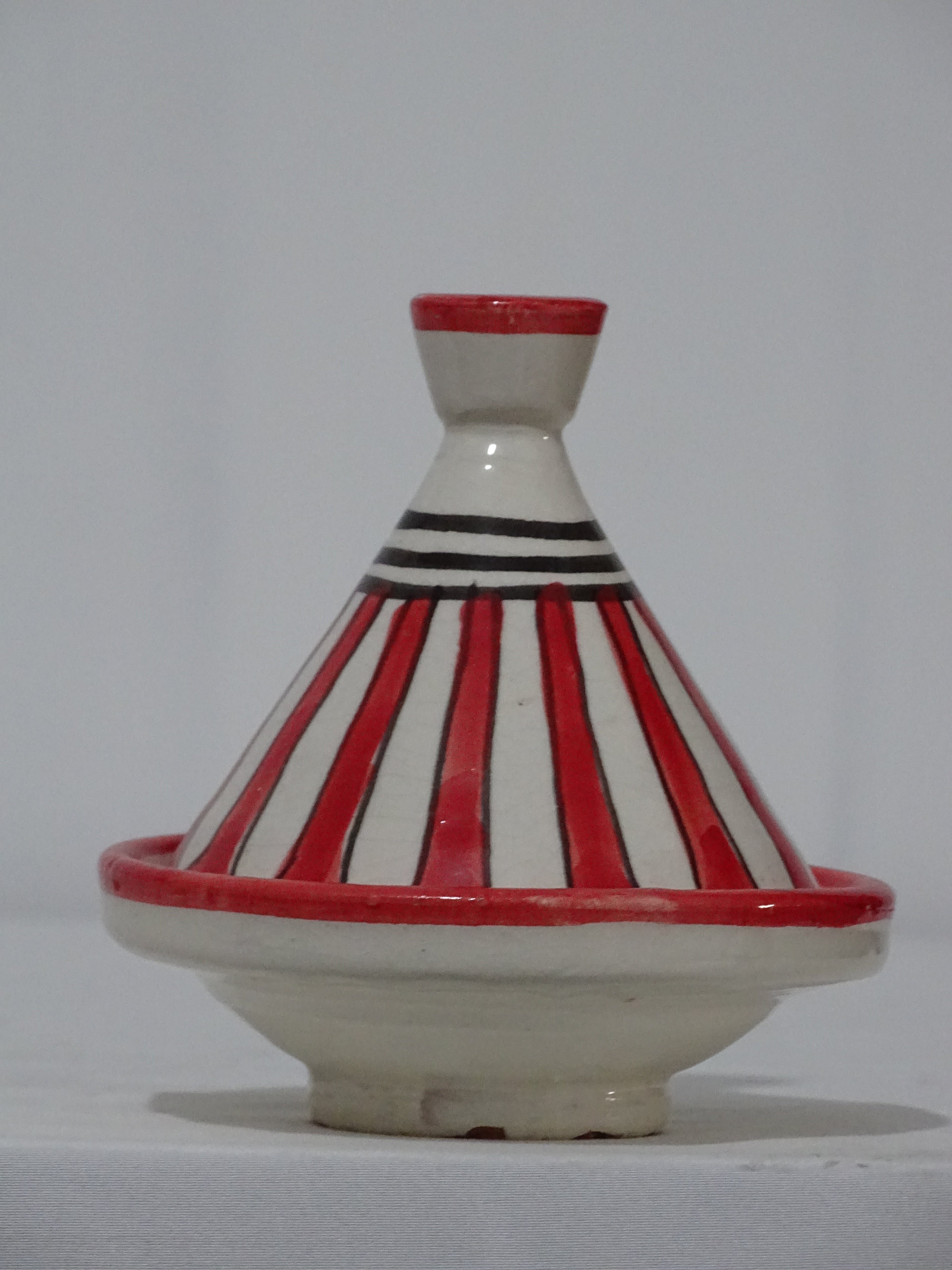 Moroccan Tagines Pots - Small- red and black line