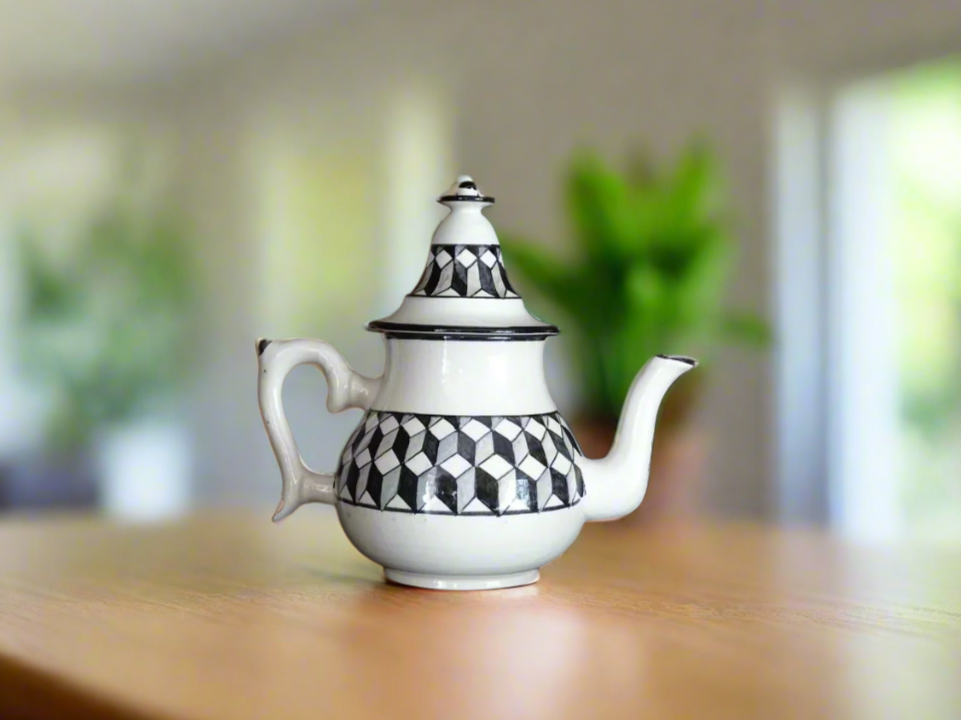 Moroccan Handmade Ceramic Teapot – Traditional Geometric Design